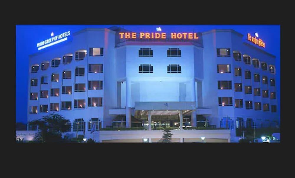 The Pride Hotel, Nagpur Exterior foto